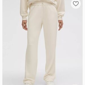Lululemon Softstreme High Rise Pants Size 10 Short